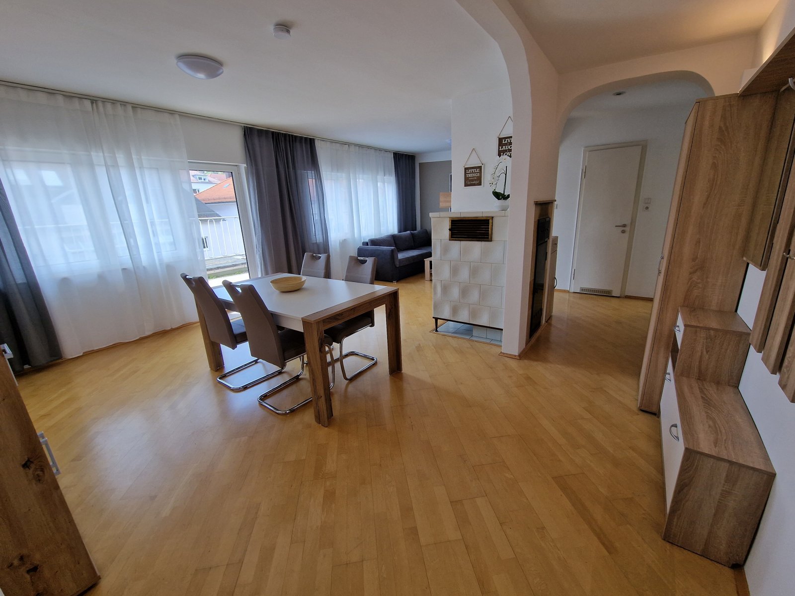 Wohnzimmer / Eingang