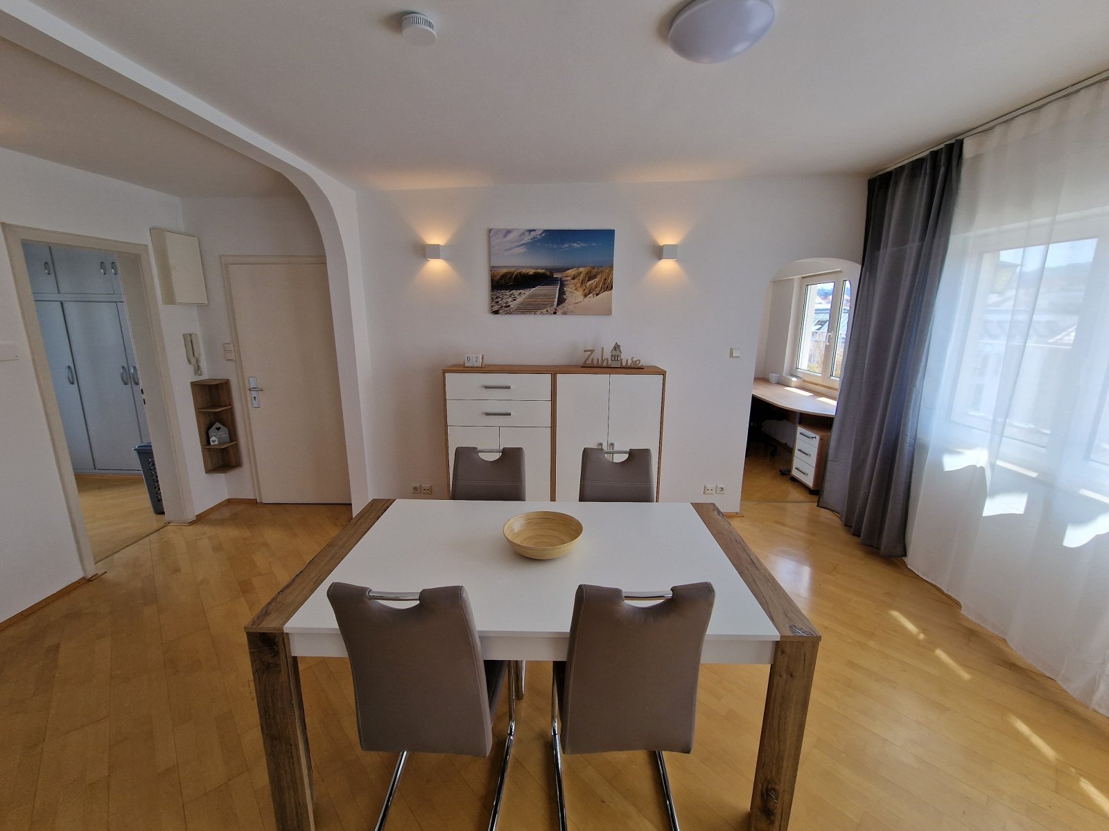 Wohnzimmer / Esstisch