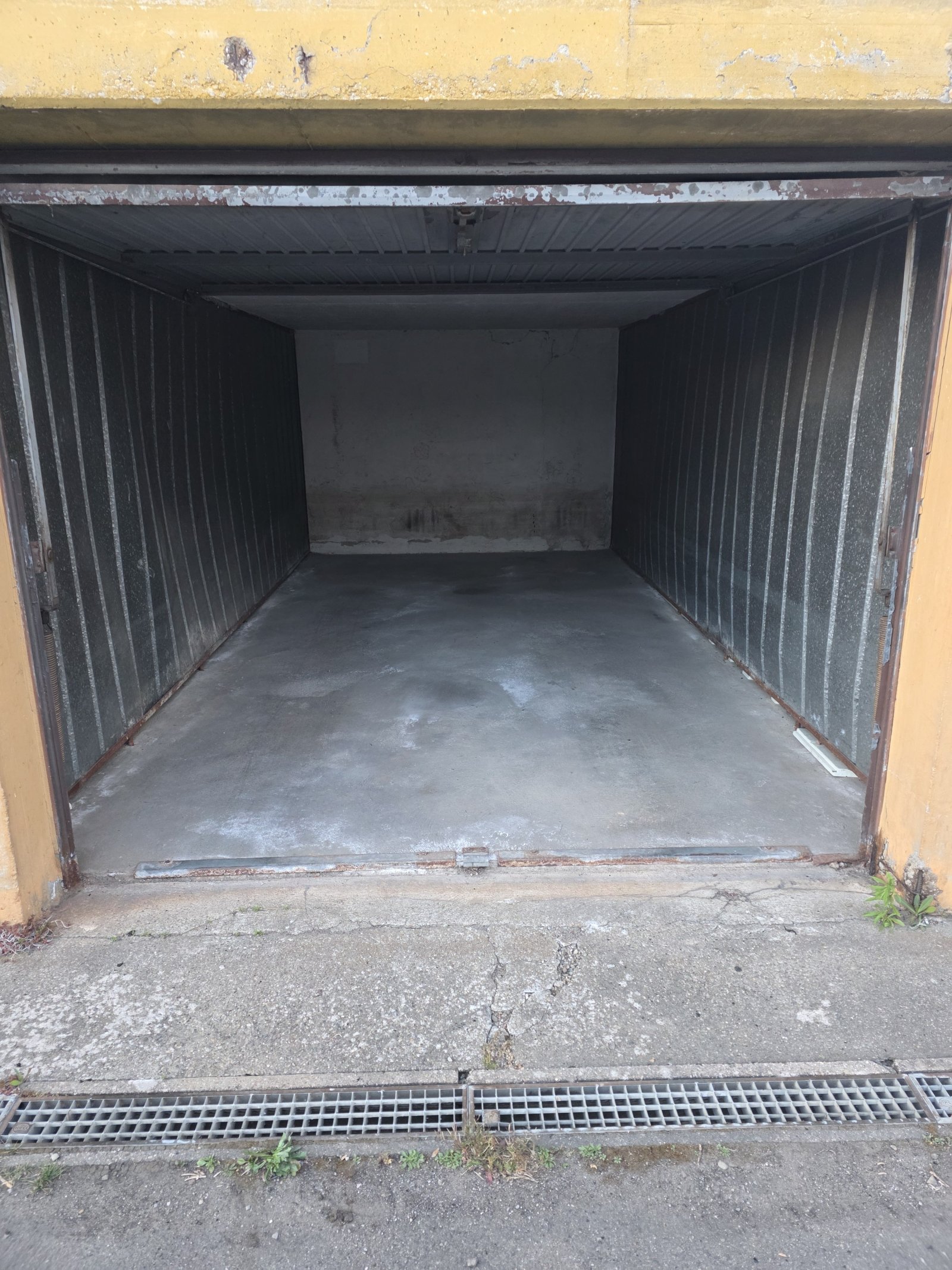Garage Nr. 5 Garage Nr. 5